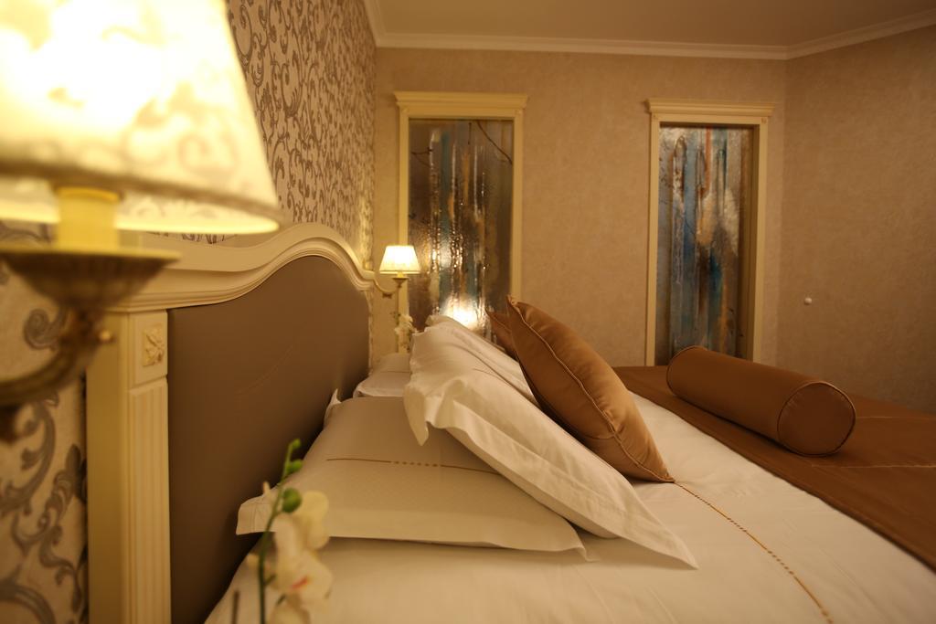 Superior Suite,317960245:JPEG